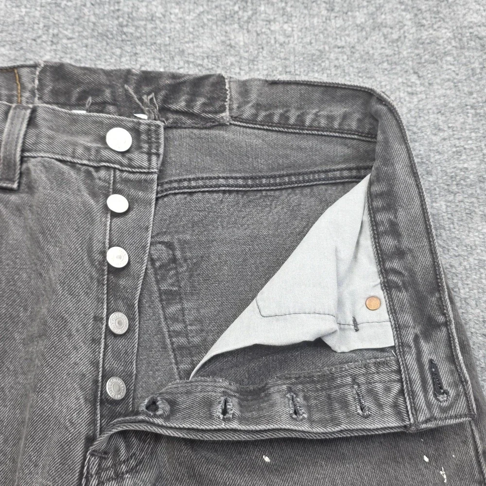 Vintage Levi's 501 Jeans Men's 32 x 30 (FITS 30 x 23) Black Splatter Raw Hem USA
